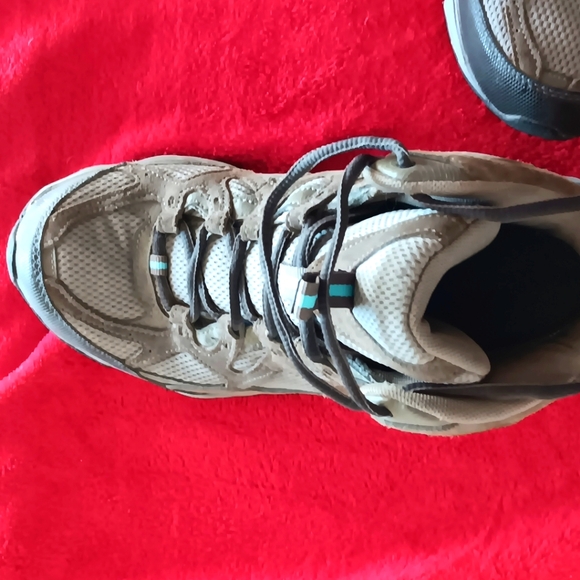 Columbia Mid Hiking Boots Women - Picture 5 of 7